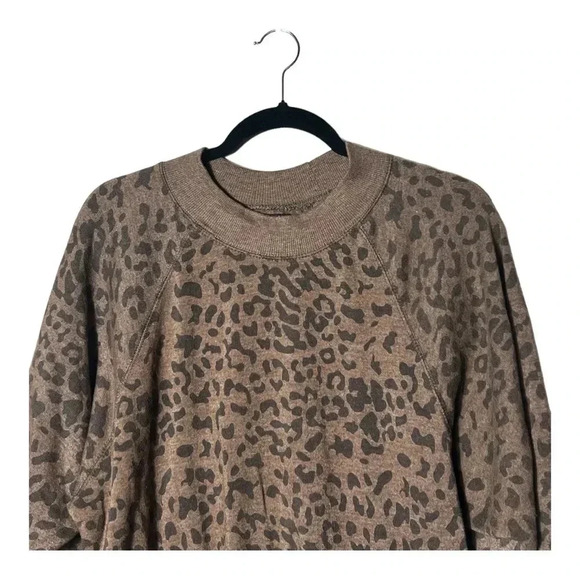 1914. OCEAN DRIVE LONG SLEEVE CROPPED SWEATER BROWN/BLACK LEOPARD PRINT SIZE MED - Picture 3 of 8